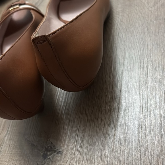 Peep toe women wedge tan colour with gold buckle - Picture 4 of 4